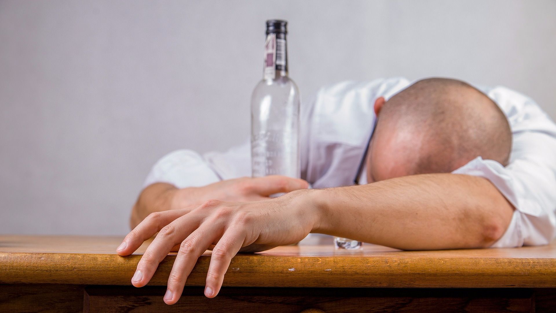как вылечить алкоголика в домашних условиях